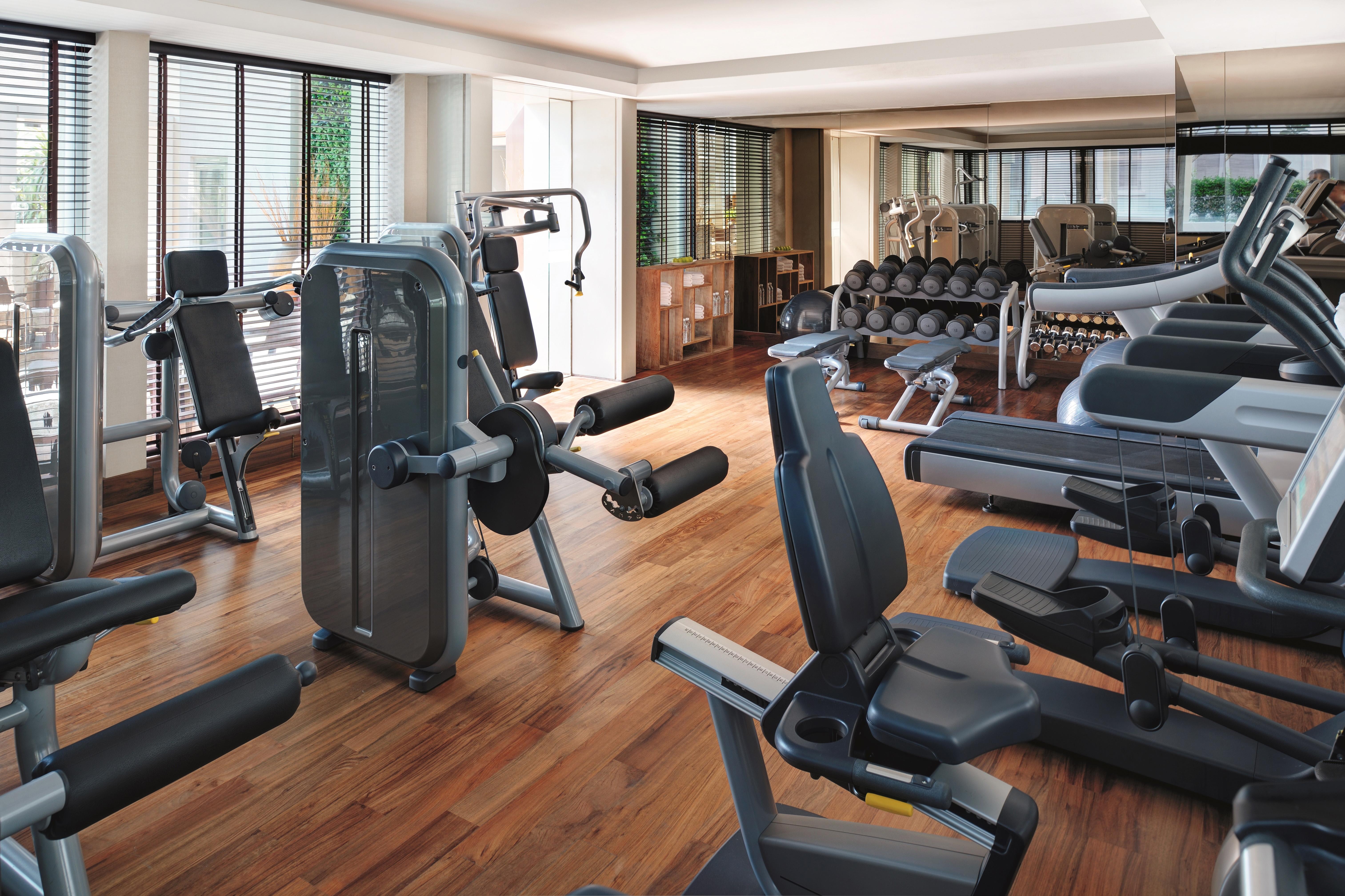 סינגפור Oasia Resort Sentosa By Far East Hospitality מראה חיצוני תמונה The gym at the Mandarin Oriental, Munich